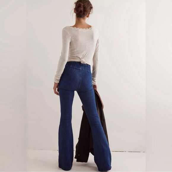 Free People We The Free Jayde Flare Jeans Dark Wash Womens Size 26 Boho Festival - Picture 1 of 15